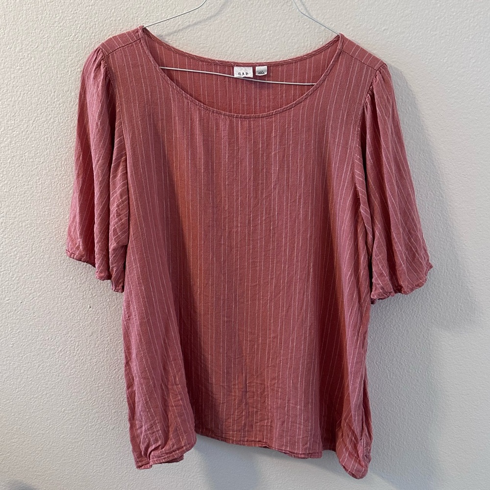 GAP linen blend pink and white striped top